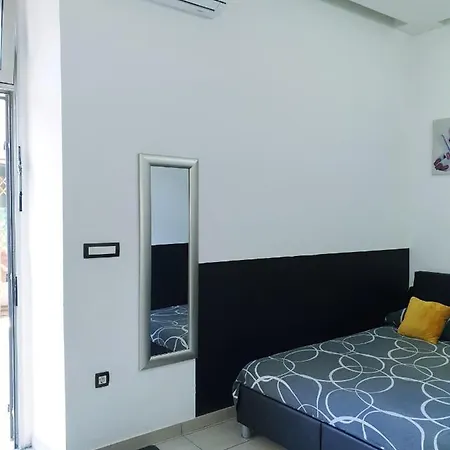 Apartment Studios Centar