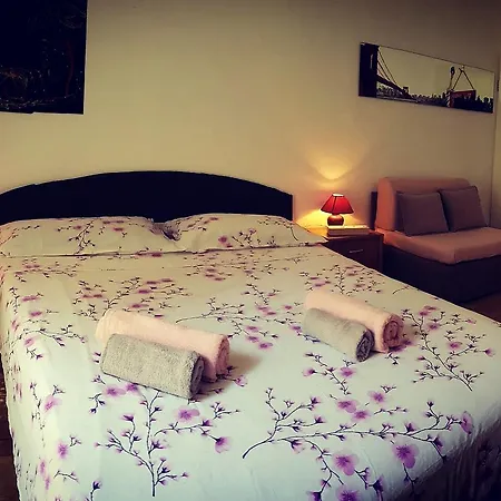 Studios Centar Apartment