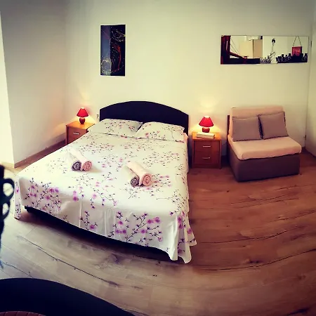 Studios Centar Apartment