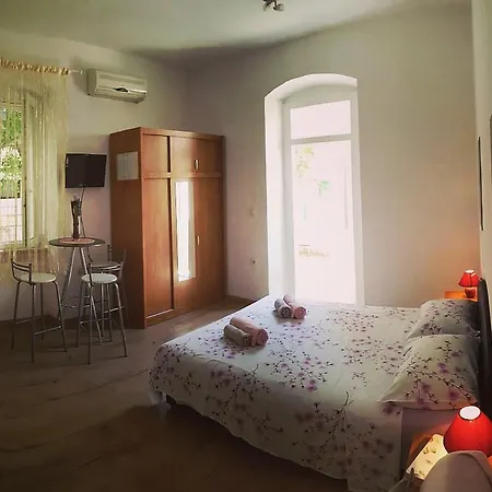 Apartment Studios Centar