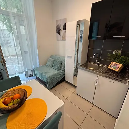 Studios Centar דירה