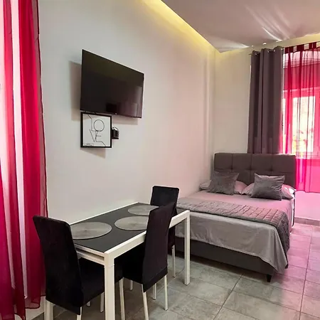 Studios Centar דירה